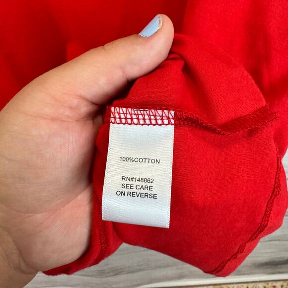 Torrid Belle Isle Plus Size Red "Meet Me In Montauk" Crew Graphic Tee Size 4X - Picture 3 of 7